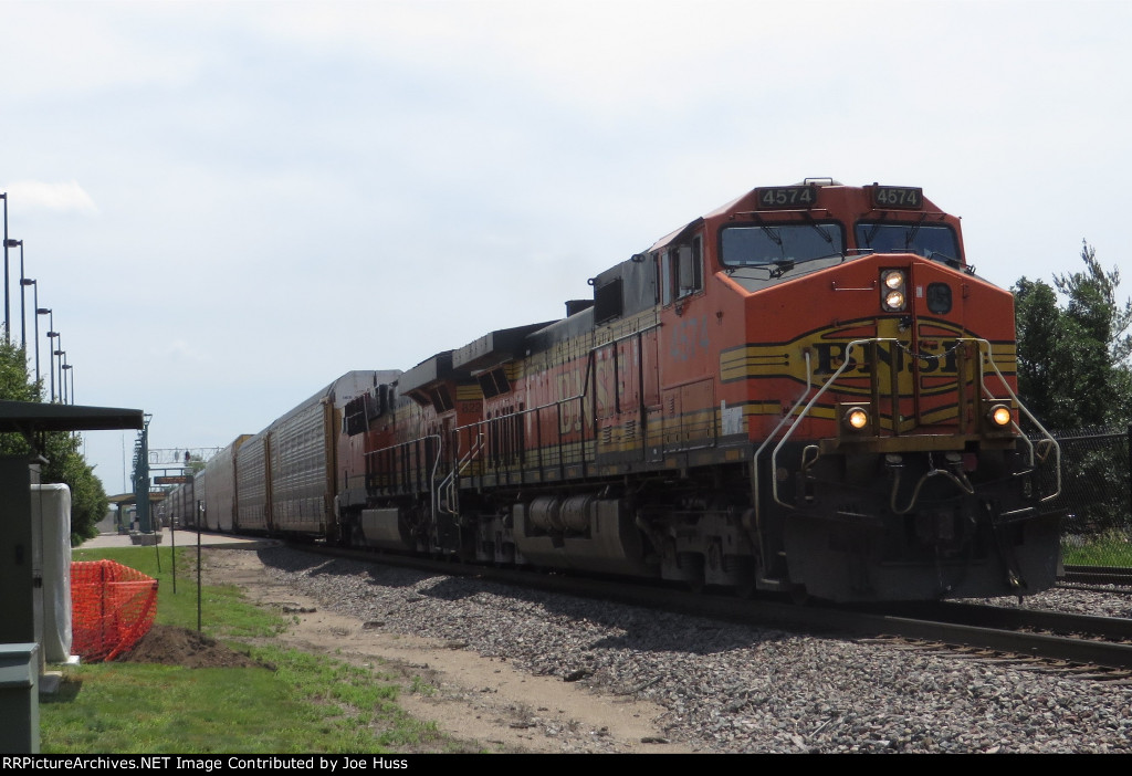 BNSF 4574 West